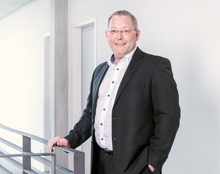 Rechtsanwalt in Ditzingen und Esslingen: Lars Naumann, Partner